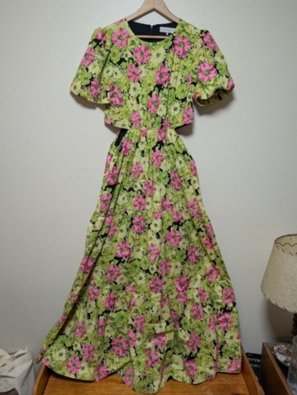 WAYF Floral Cutout Maxi Dress – Green & Pink Puff Sleeve, Size M